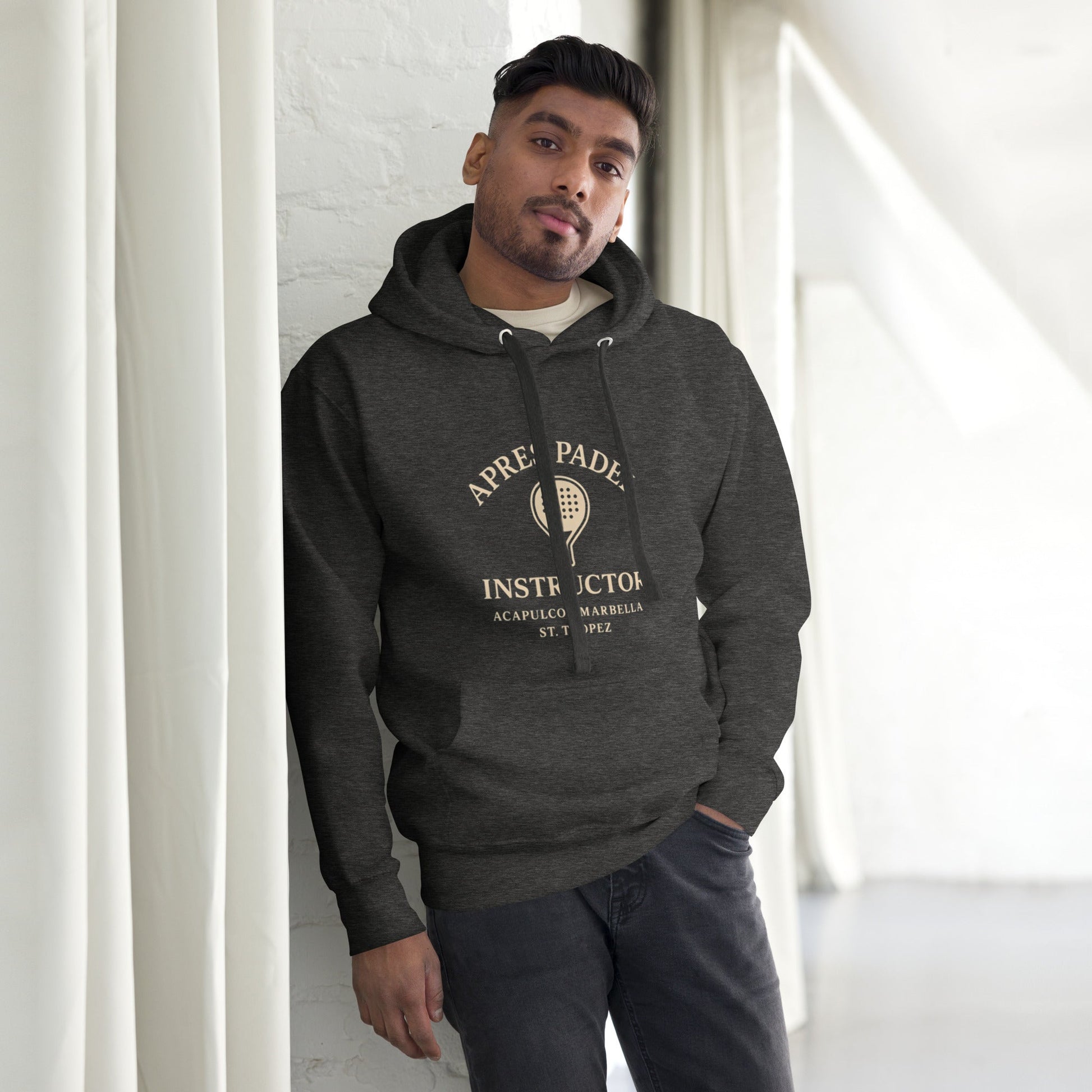 Après Padel Hoodie – unisex padel hoodie, sleeve detail | Corcuera Padel Club