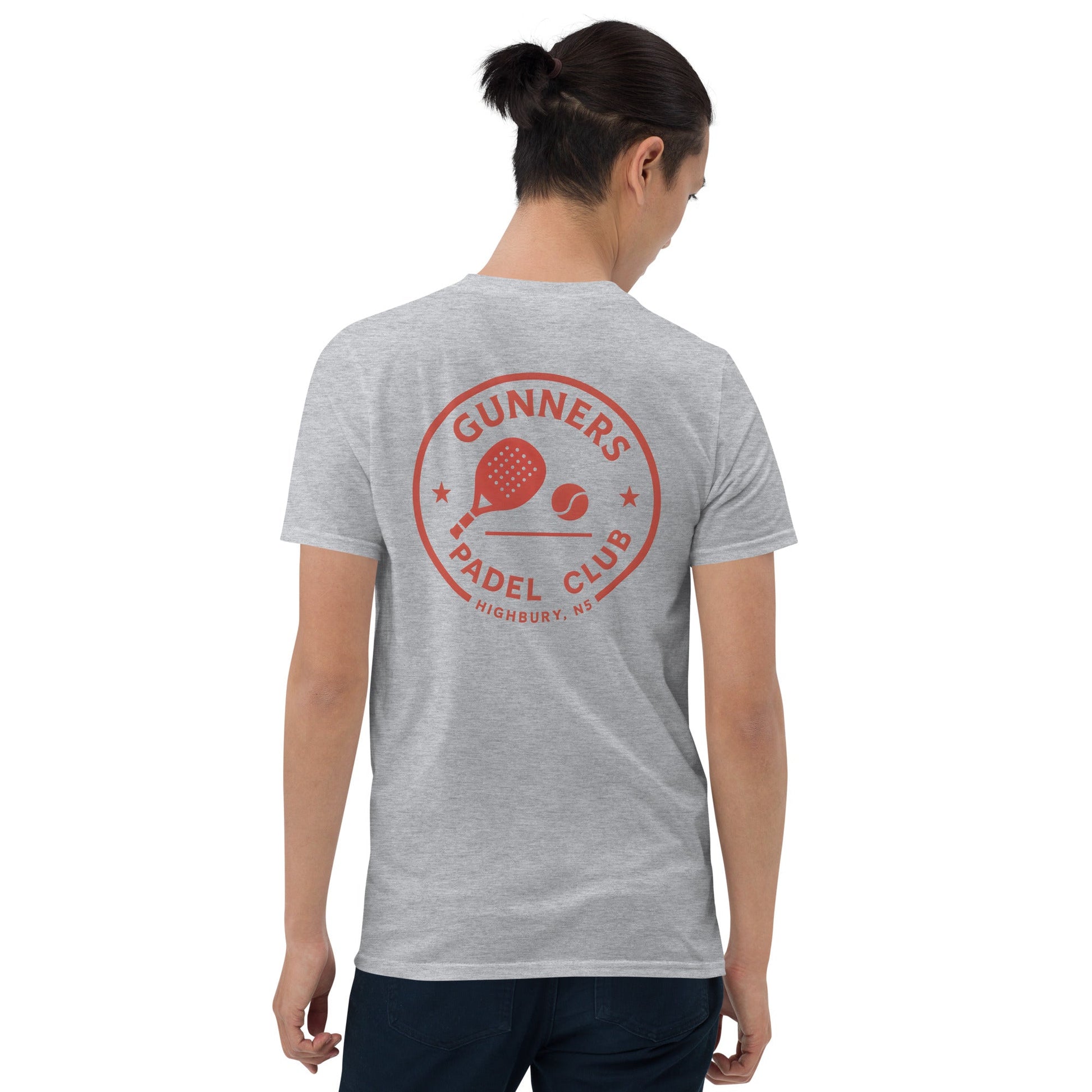 Gunners Padel Club Performance T-Shirt – unisex football-inspired padel tee, close-up | Corcuera Padel Club