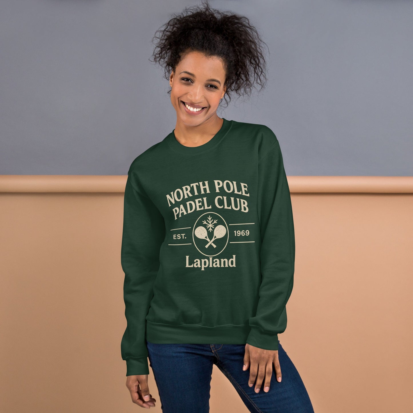 Padel North Pole Christmas Jumper — Unisex Sweatshirt Green - Corcuera Padel Club