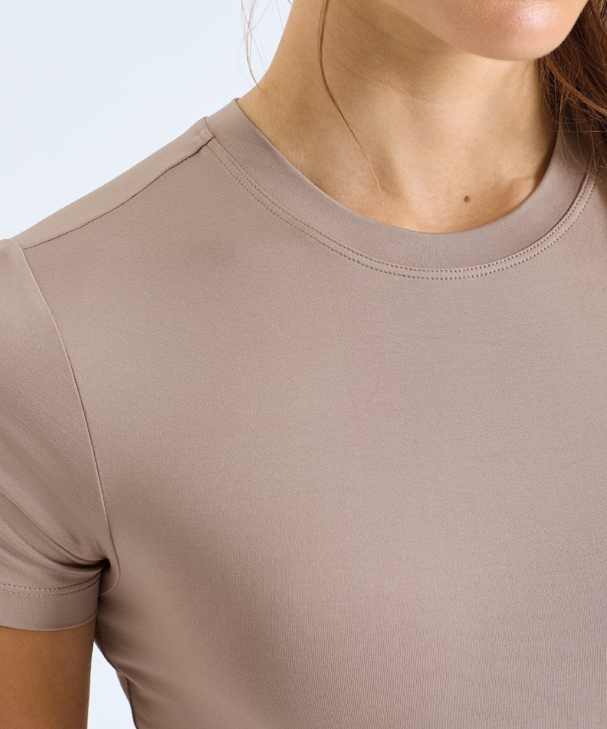 Ravar - Womens Fitted Performance T-Shirt - Corcuera Padel Club