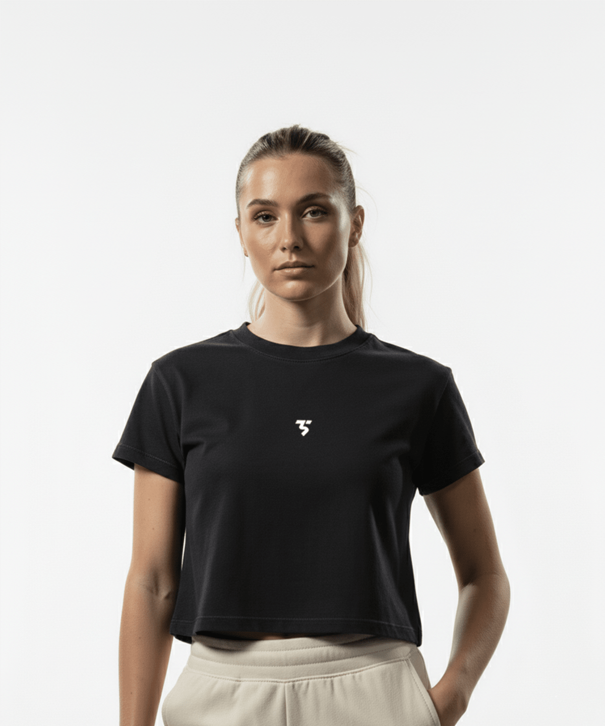 Women's Cropped Cotton Padel T-Shirt – women's cropped padel tee, front | Corcuera Padel Club